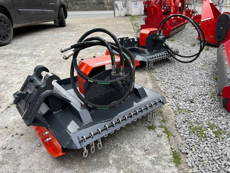 Capinadeira para Mini Giratória NOVO