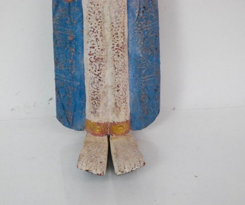 Bonita escultura em madeira - 102 cm