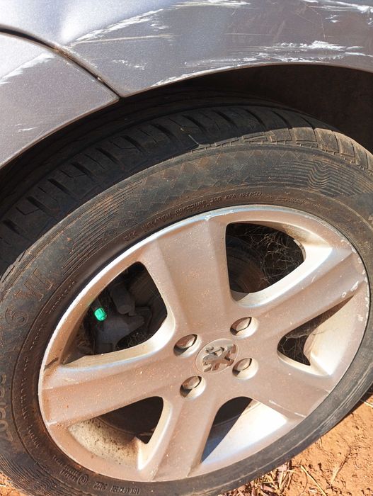 Peugeot 307 1.6 TDI. Para peças ou arranjar