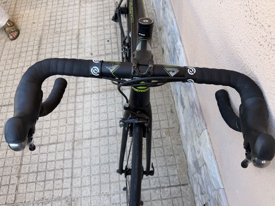 Bicicleta de estrada - Merida Scultura 5000 – carbono