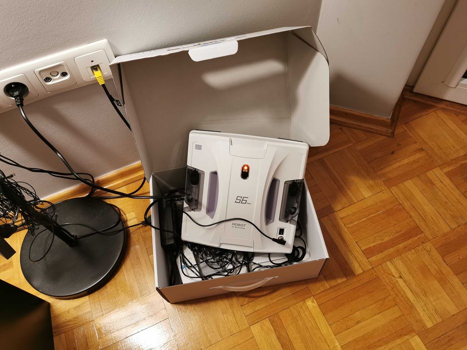 Automatyczna myjka do okien Hobot z 3x detergent