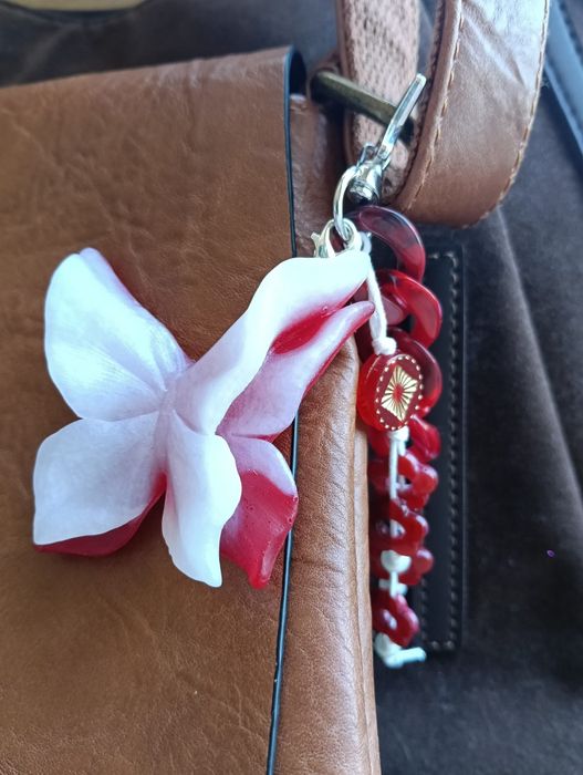 Bag charm artesanal borboleta