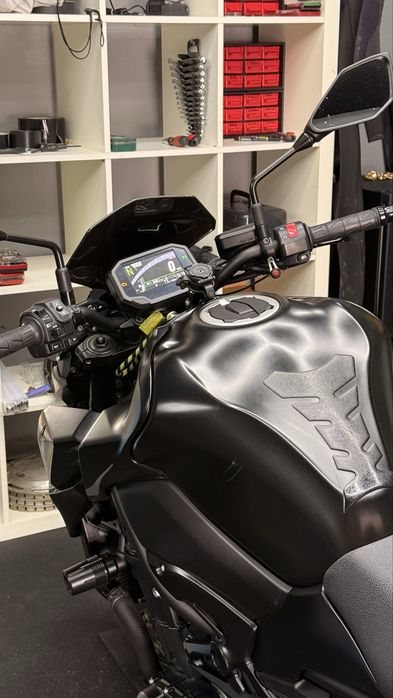 Kawasaki Z900 Full Black