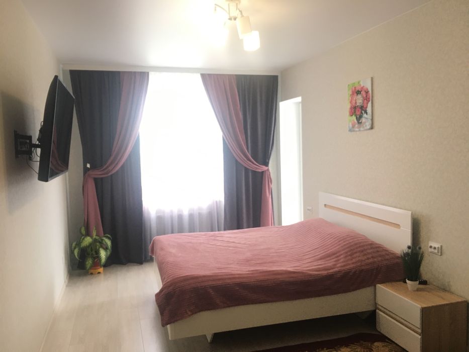 ТЕПЛА квартира подобово Порт Сіті. ПАРКОВКА Є! звітні документи є