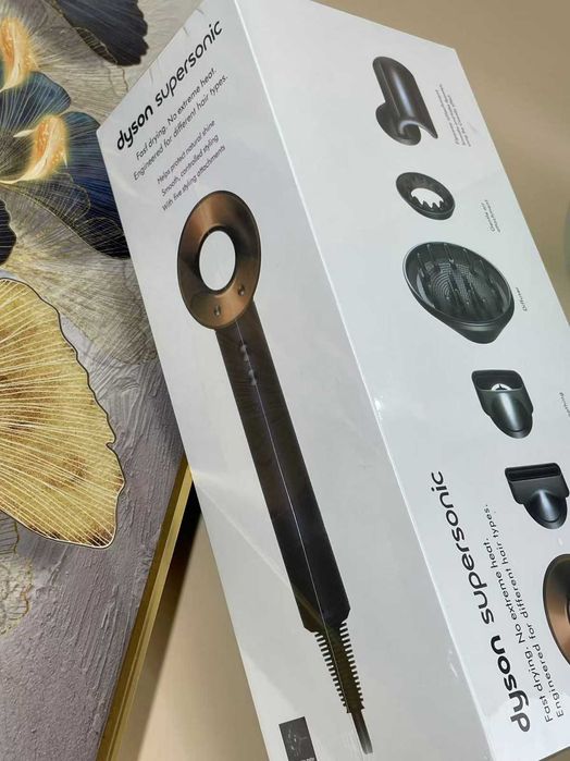 NOWA Inteligentna suszarka do włosów  Dyson HD08
