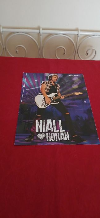 Poster 2NE1/Niall Horan
