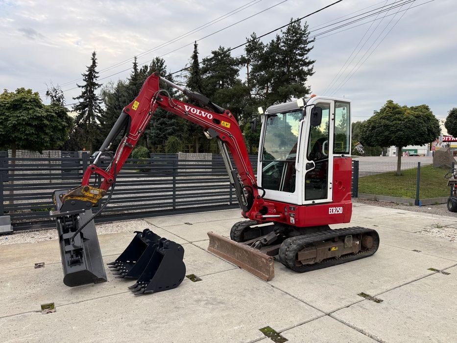 Volvo ECR25D  3 łyżki + hydrauliczna minikoparka koparka JCB Kubota bobcat Yanmar
