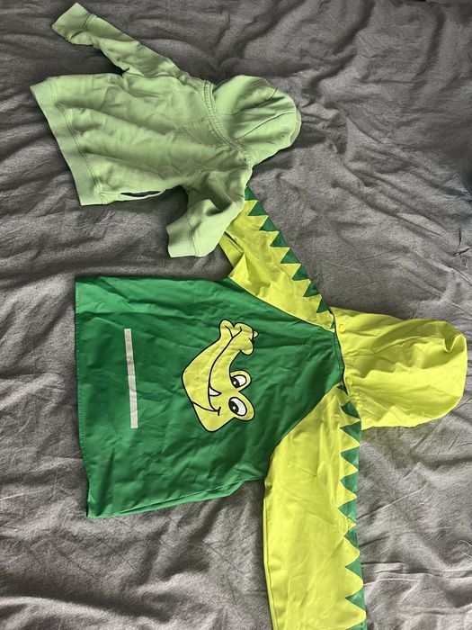 Płaszcz przeciwdeszczowy 89 + bluza