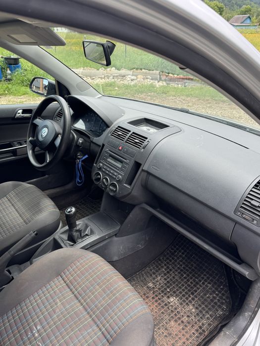 Двері Volkswagen Polo IV(4 9N) 1.2 AZQ/BMD разборка/розборка LA7W ресталінг