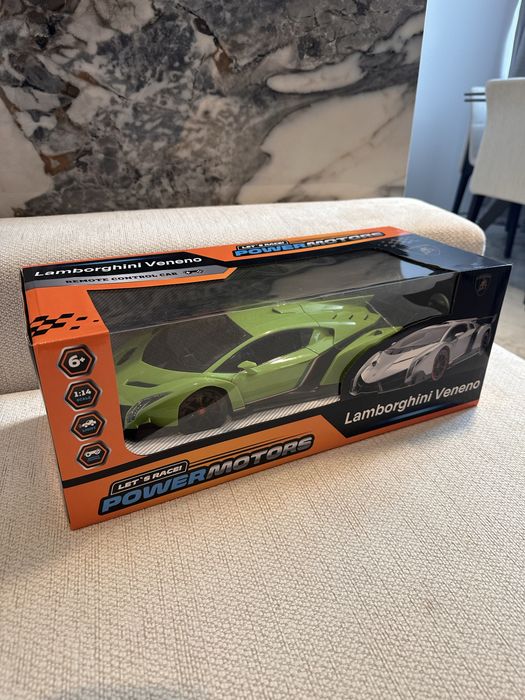 Машинка на радіокеруванні Lamborghini Veneno 1:14 (Power Motors) нова