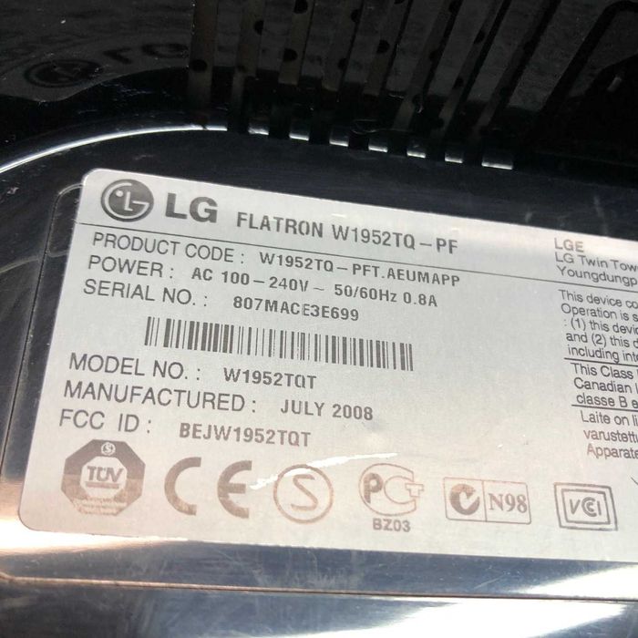 LG Flatron W1952TQ