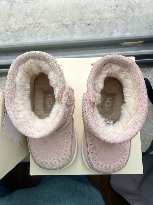 Botas UGG tamanho 18