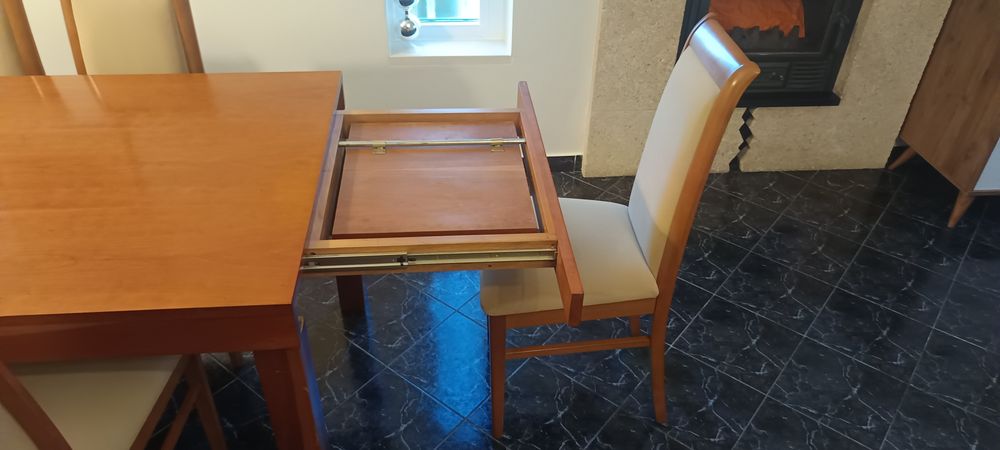Mesa de sala de jantar com conjunto de 6 cadeiras