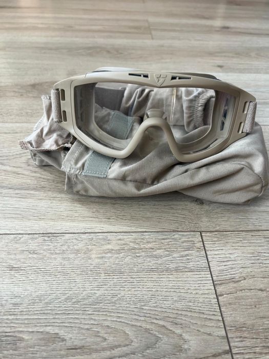 Захисні окуляри (маска)