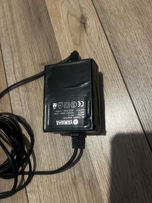 Yamaha MG-10/2 - mikser estradowy