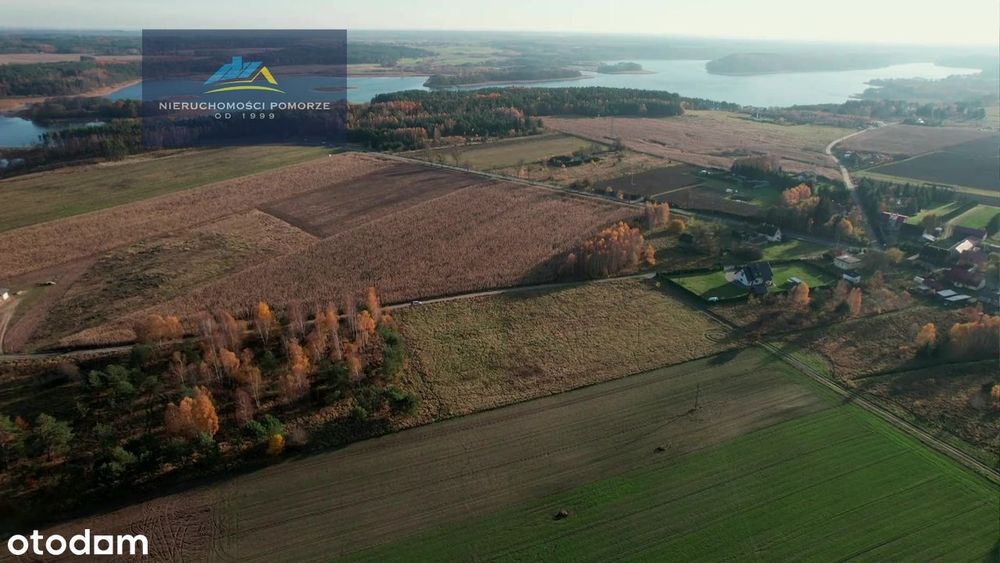 Działki budowlane  Gwieździn w otoczeniu lasów i jezior