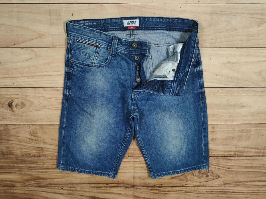 HILFIGER DENIM Tapered Short Ronnie Spodenki Jeans Męskie r. 30