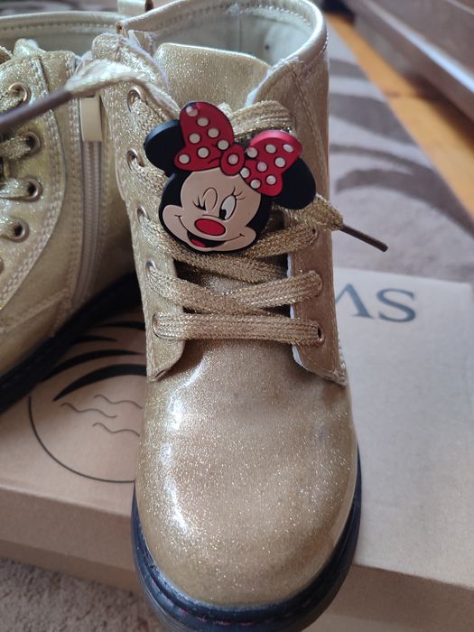 Черевички для дівчинки