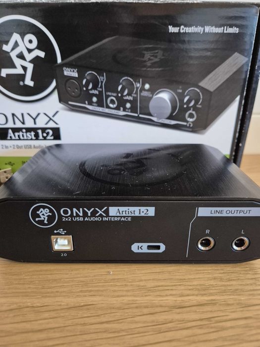 Mackie Onyx Artist 1.2 - Interface Áudio USB