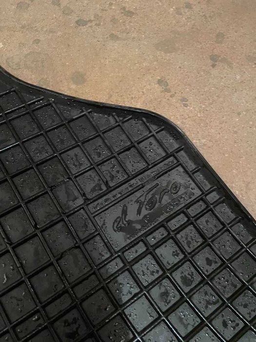 Dywaniki gumowe Skoda Octavia IV Kombi