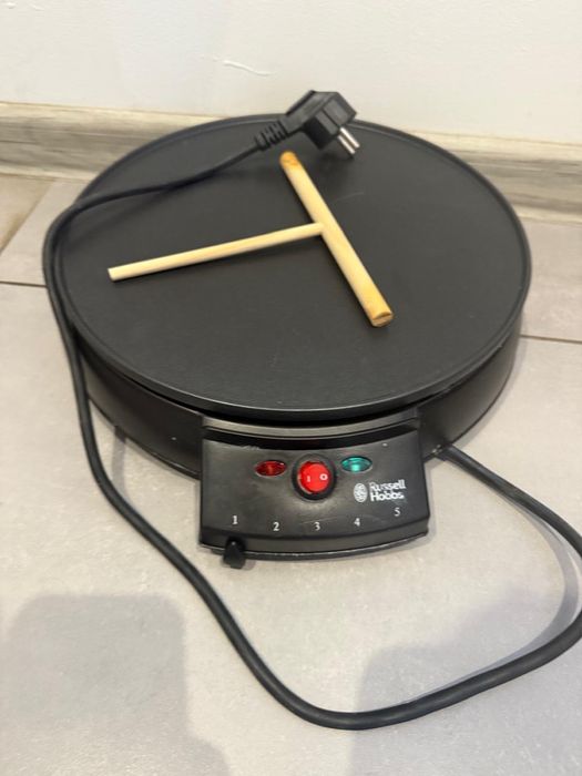 Nalesnikarka russell hobbs