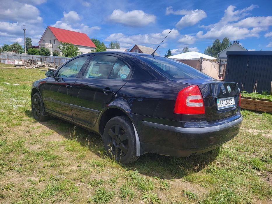 Skoda Octavia      .