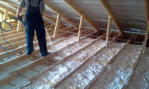 Утепление воздушной прослойки домов, стен, мансард, крыш пеноизолом
