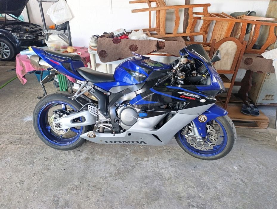 CBR 1000RR vários extras