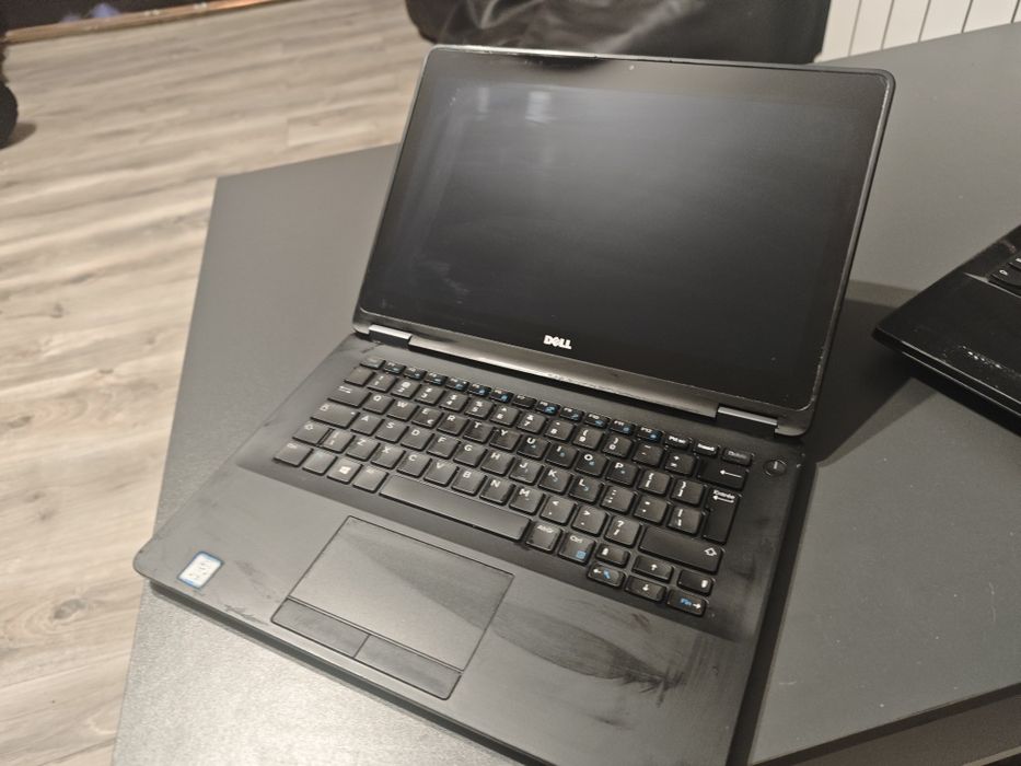 Dell lattitude e7270 i Lenovo g500