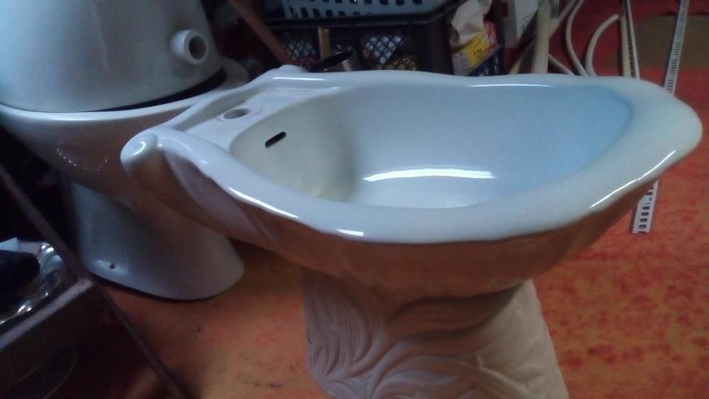 New tableware for sale64861598711937123