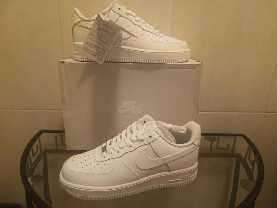 Nike Air Force 1 Low '07 White