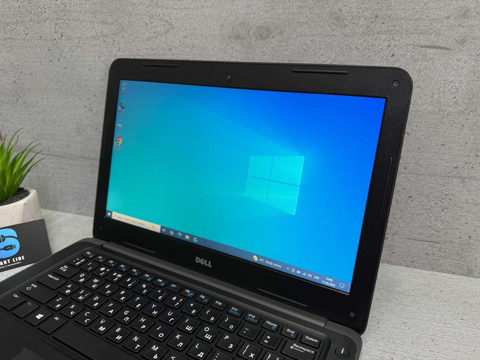 Бюджетний ноутбук Dell 3380/i3-6006u/13.3" HD/8gb ddr4