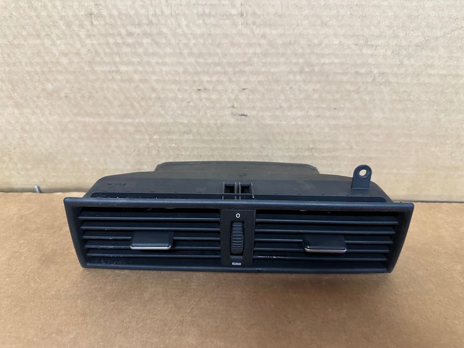 DIFUSOR SAÍDA AR CENTRAL MERCEDES W202 C180 C200 C220 C250