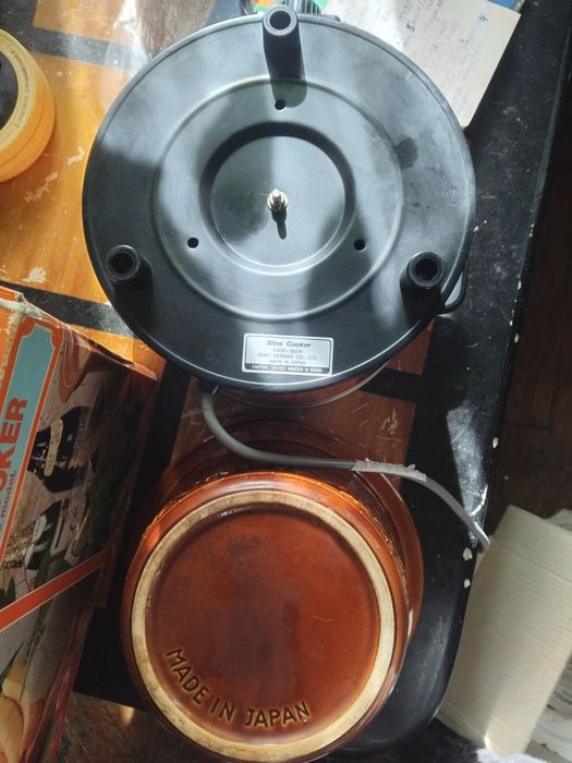 Продам японские керамические электрокастрюли "SIOW COOKER"