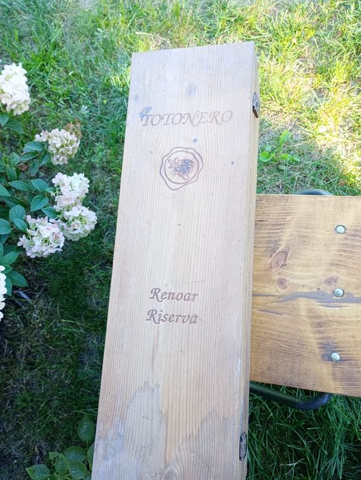 Stara skrzynka na wino