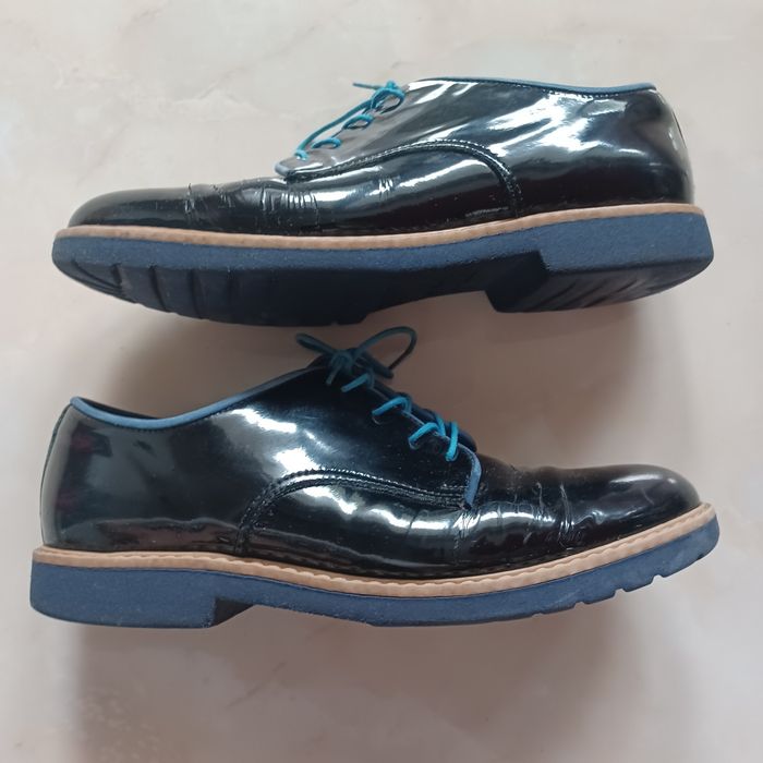 Buty Carinii skórzane lakierowane 38/ salon 549 zł
