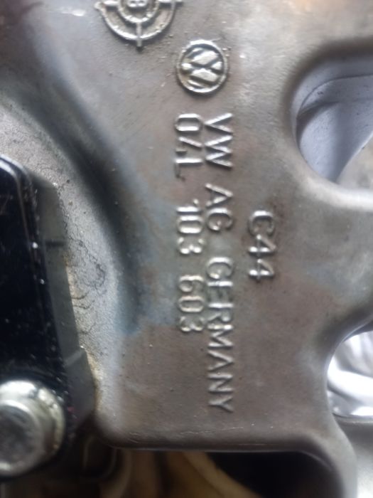 Miska olejowa VW 2.0 tdi Golf VII  kompletna