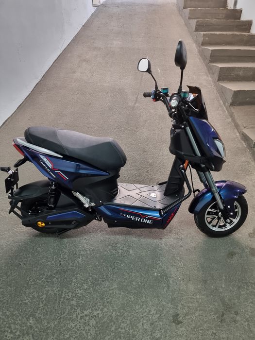Vende se iletrica nova guardada sempre n garagem
