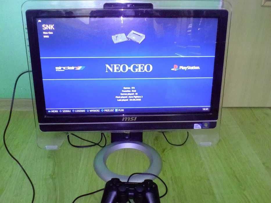 Acrade Konsola Retro 22 cale z grami ok.10 tys.gier + pad + kable