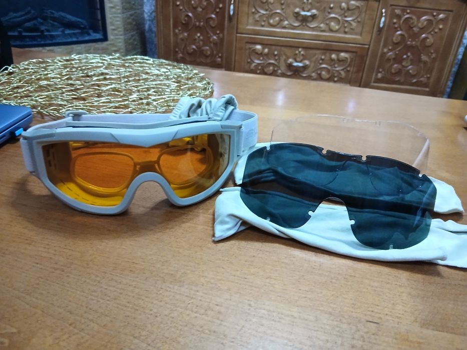 Тактичні окуляри