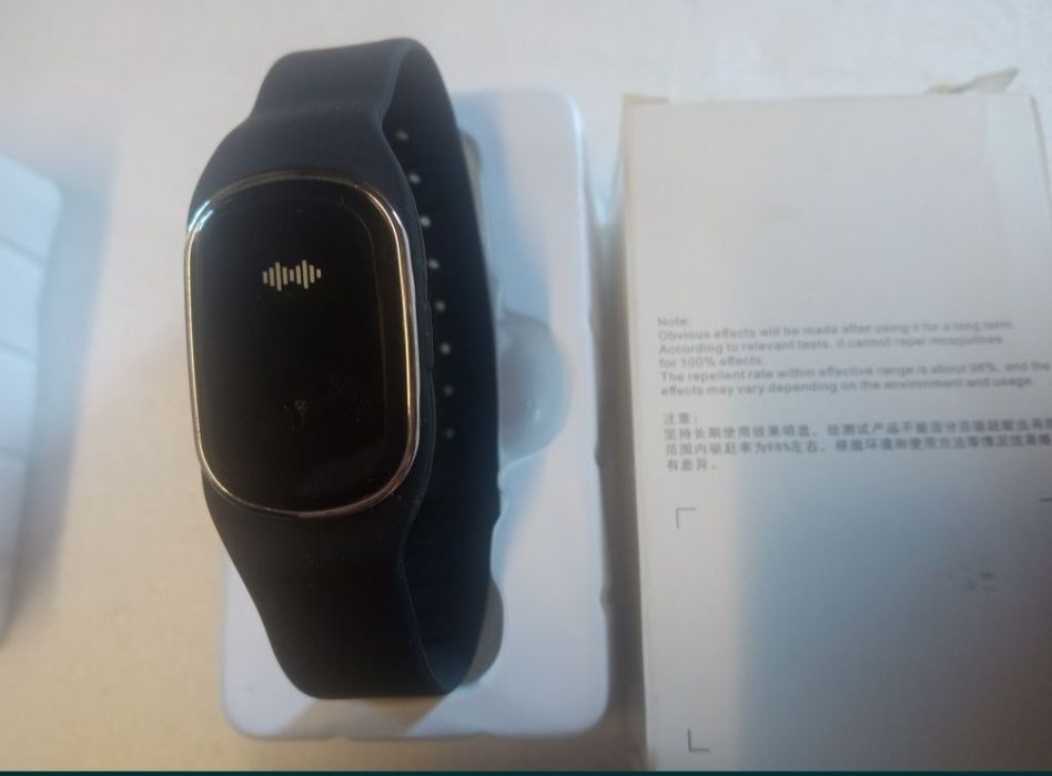 Ultradźwiękowa bransoletka odstraszająca komary