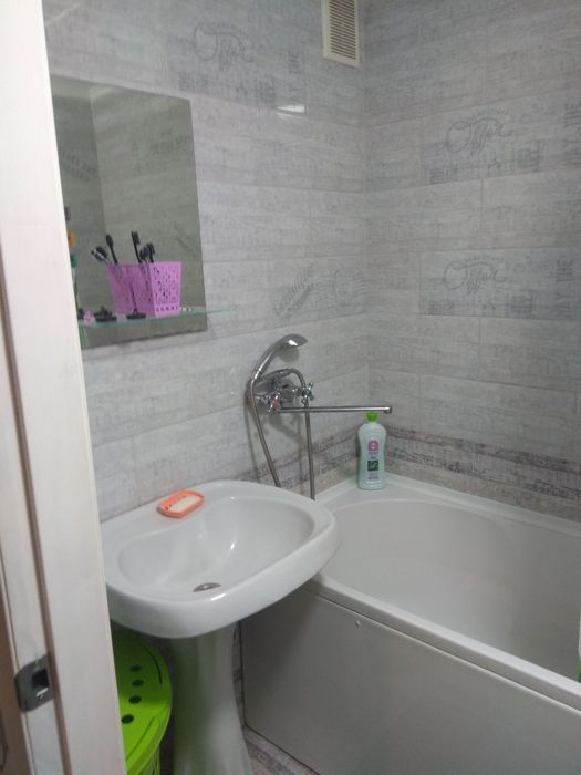 Херсон. Однокімнатна квартира. Довгострокова оренда. Район Житлоселеще