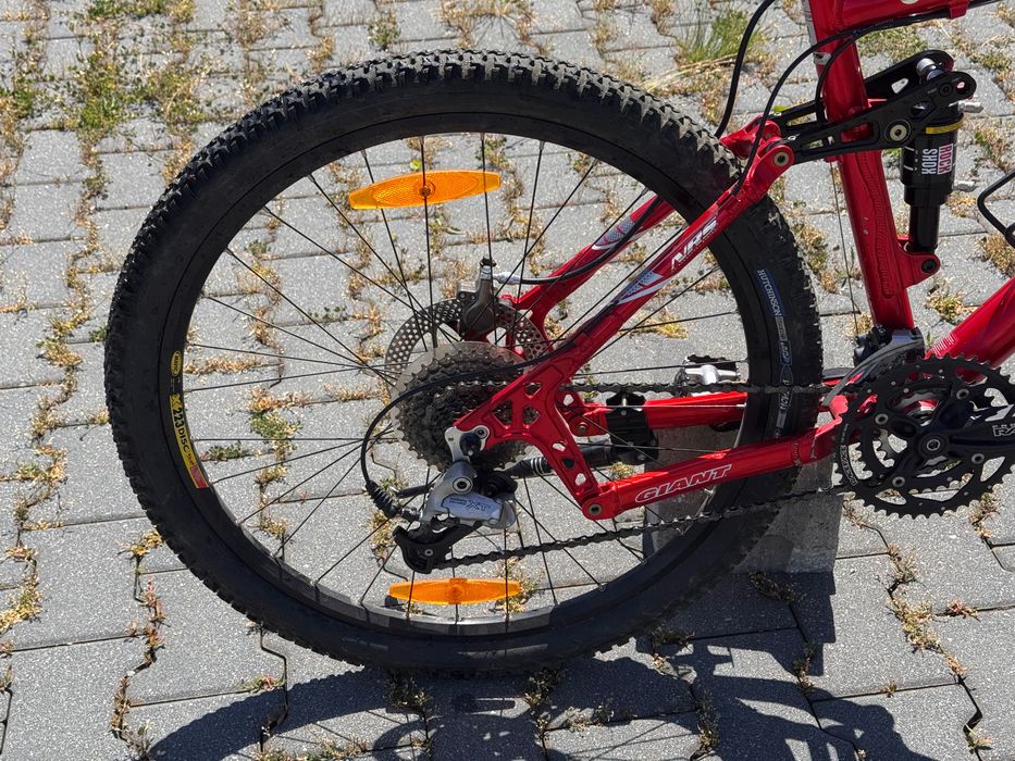 Sprzedam rower górski Giant NRS2 – klasyczny, lekki full XC