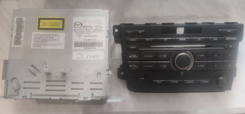 Продам штатную магнитолу Mazda cx-7