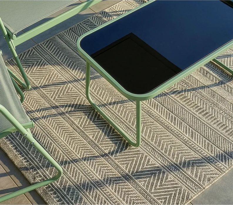 Conjunto de jardim - cadeiras e mesa - 4 lugares