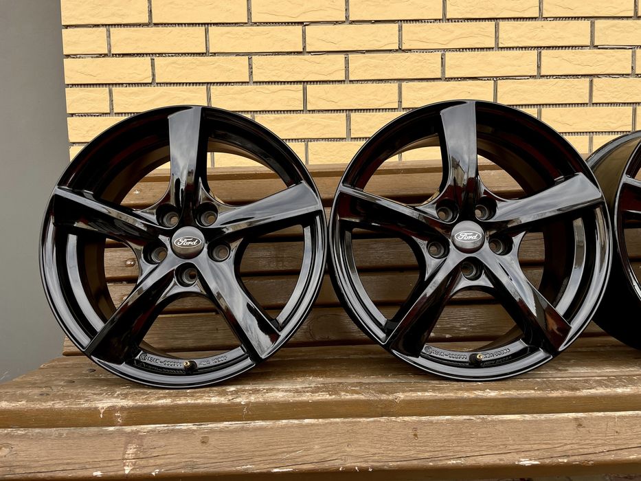 Диски Borbet R17 5.108 ЕТ50 Форд Фокус Мондео Куга Ескейп Кенго Вольво