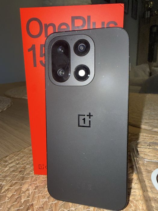 OnePlus 15 12/256