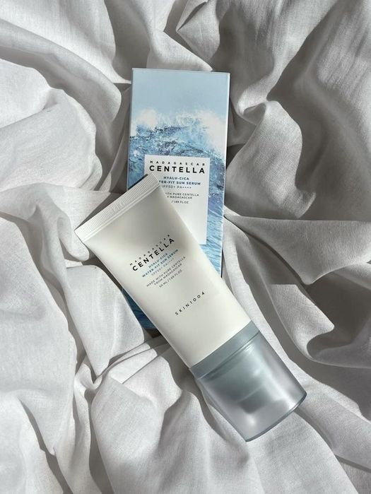 SKIN1004 Madagascar Centella Water-Fit Sun Serum SPF 50+ сироватка спф