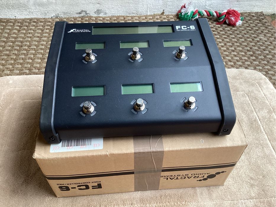 Fractal FC 6 midi footcontroller