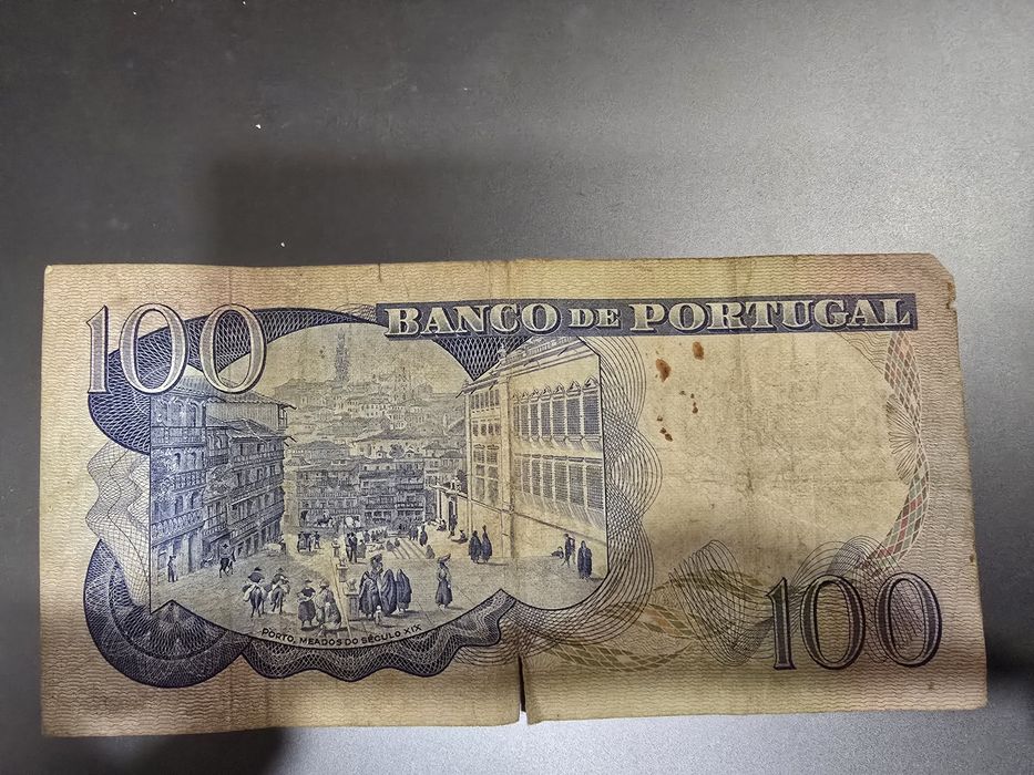 Notas de Escudo diversas